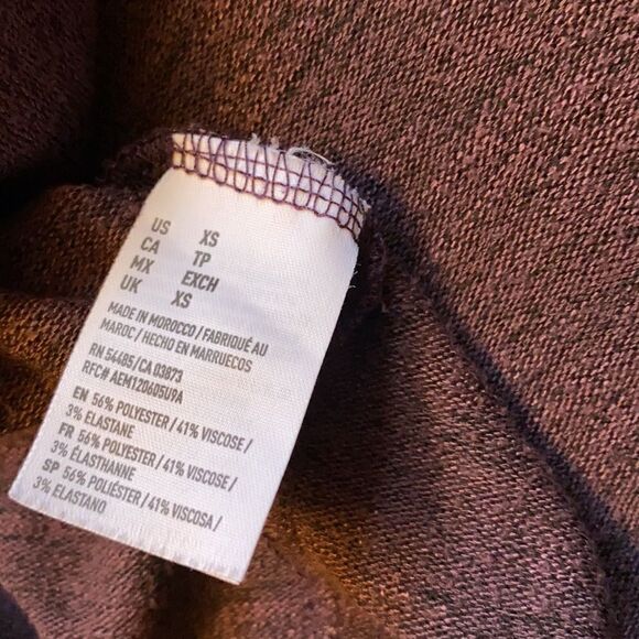 American Eagle sweater size XS. Very good condition. - Picture 5 of 5